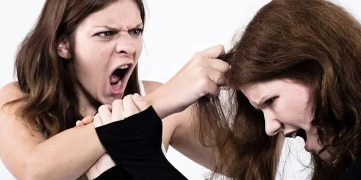 Luận giải nằm mơ thấy đánh nhau đánh số mấy